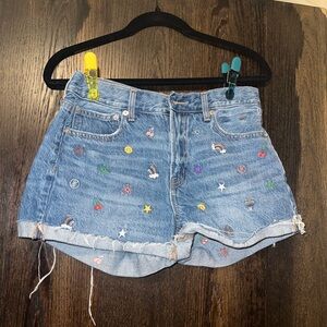 American Eagle patterned shorts